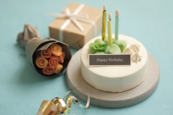 誕生日ケーキの写真